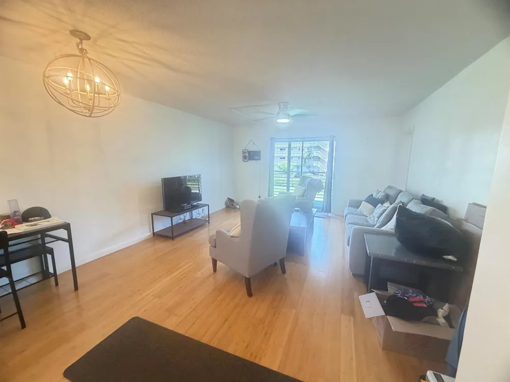 2640 Garden Drive S #202 Lake Worth, FL 33461