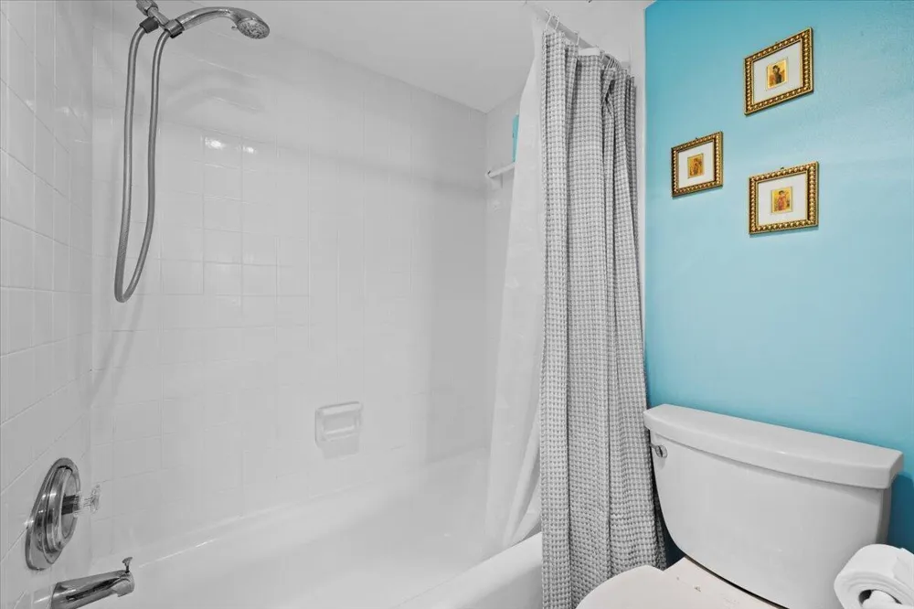 1200 MARINE WAY #304 North Palm Beach, FL 33408