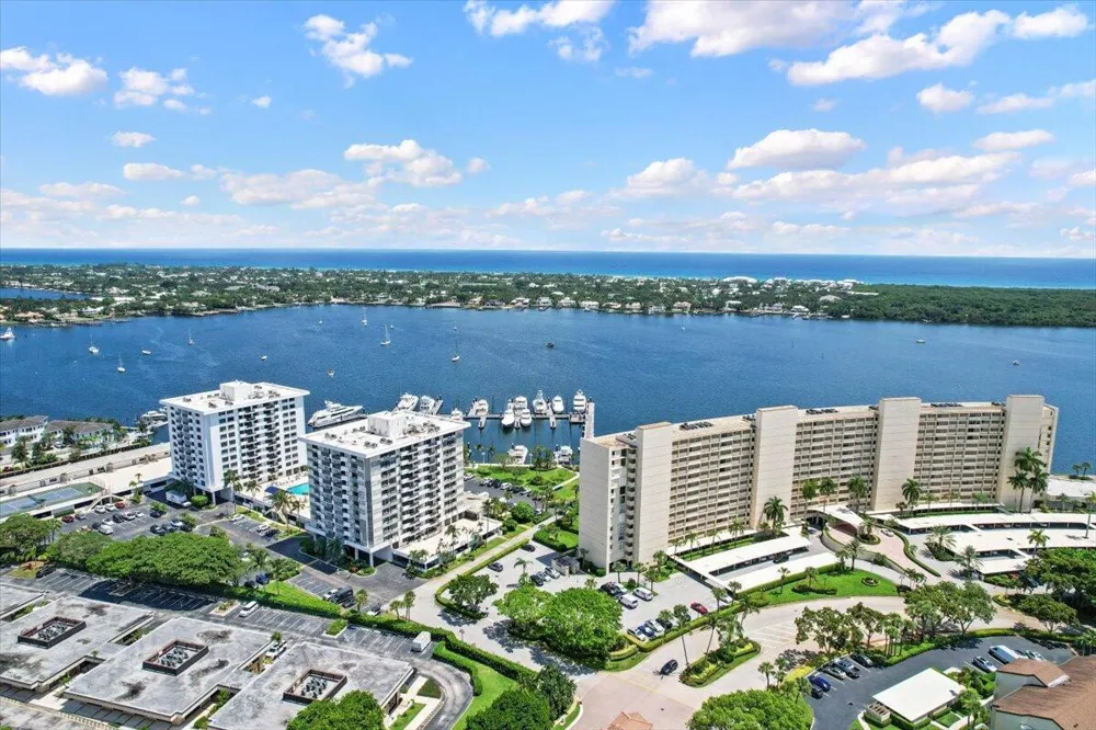 1200 MARINE WAY #304 North Palm Beach, FL 33408