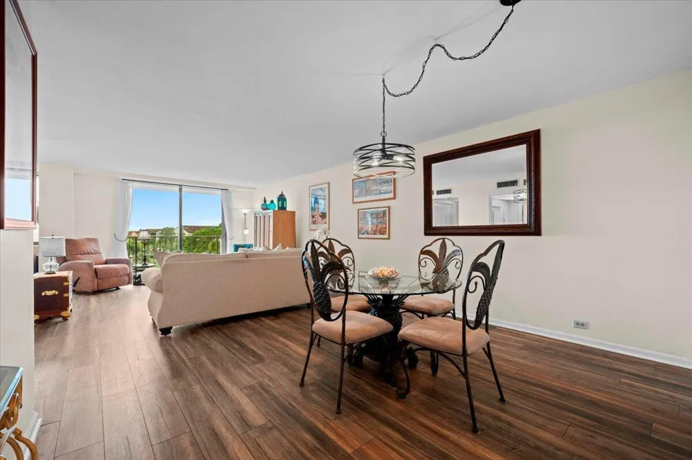 1200 MARINE WAY #304 North Palm Beach, FL 33408