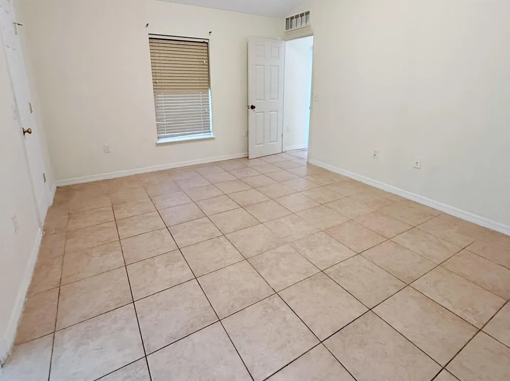 1031 SE 39TH TERRACE Okeechobee, FL 34974