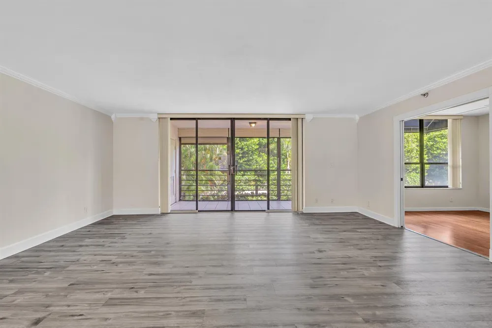 7564 REGENCY LAKE DRIVE #202 Boca Raton, FL 33433
