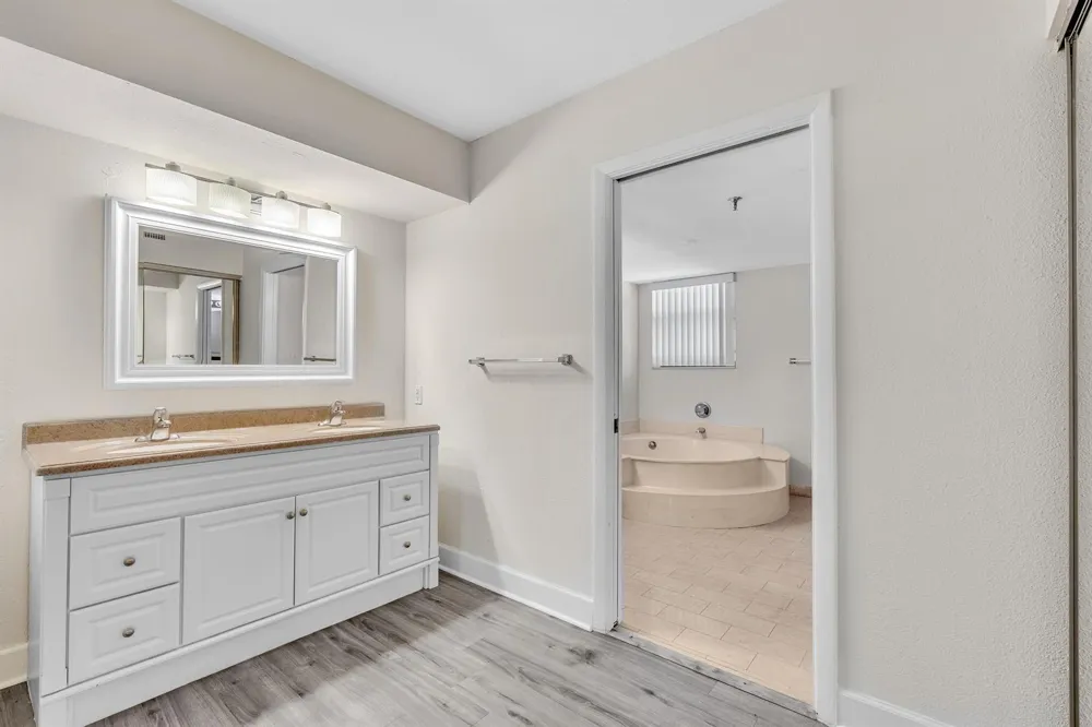 7564 REGENCY LAKE DRIVE #202 Boca Raton, FL 33433