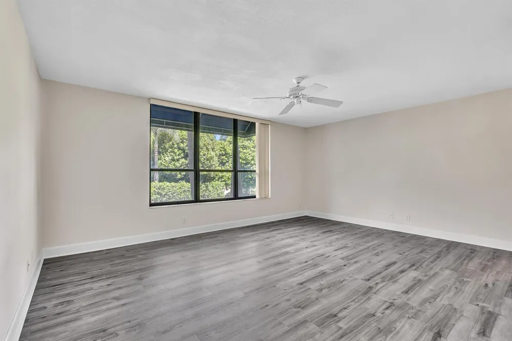 7564 REGENCY LAKE DRIVE #202 Boca Raton, FL 33433