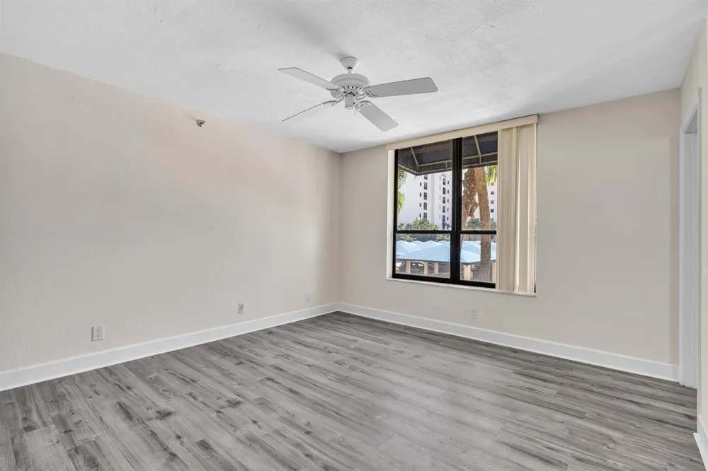7564 REGENCY LAKE DRIVE #202 Boca Raton, FL 33433