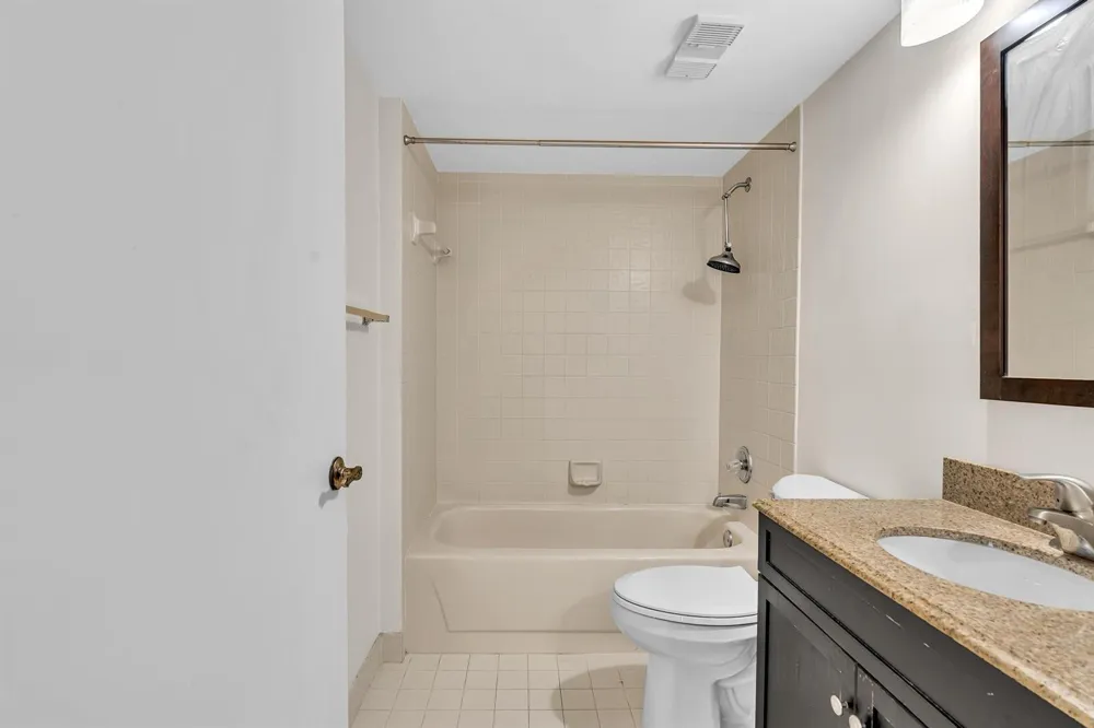 7564 REGENCY LAKE DRIVE #202 Boca Raton, FL 33433