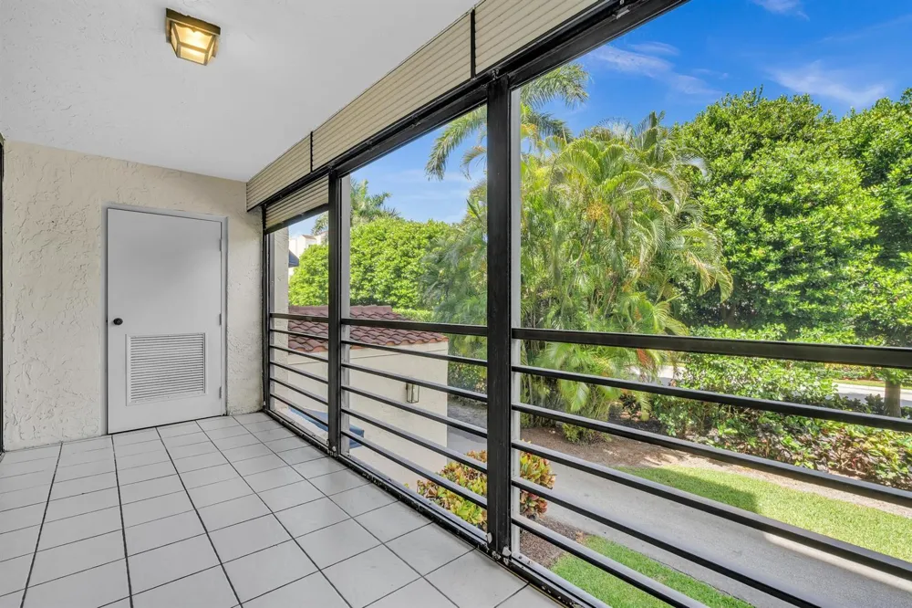 7564 REGENCY LAKE DRIVE #202 Boca Raton, FL 33433