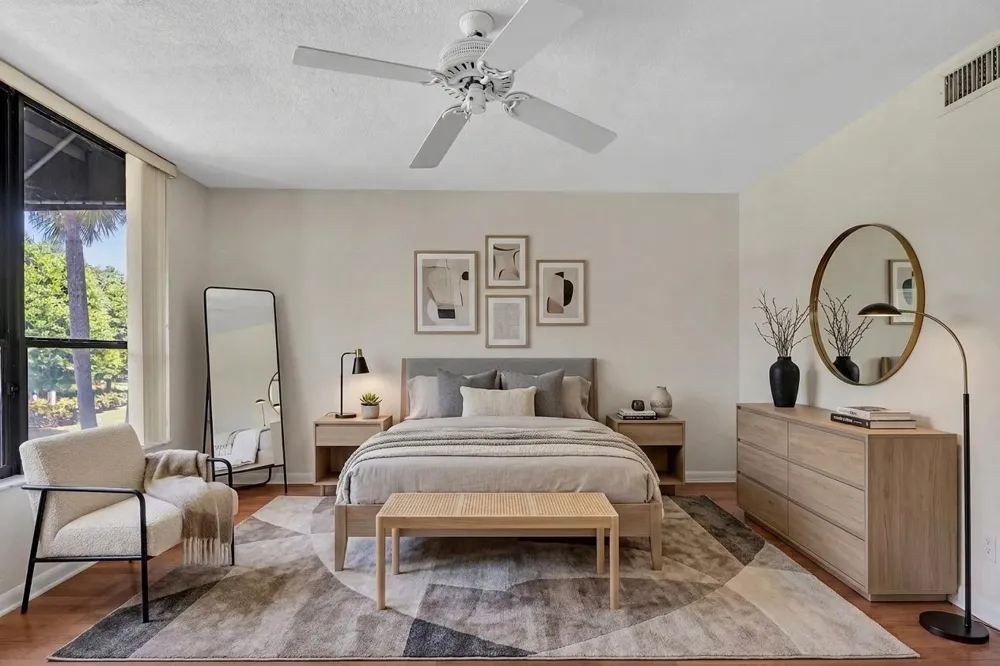 7564 REGENCY LAKE DRIVE #202 Boca Raton, FL 33433
