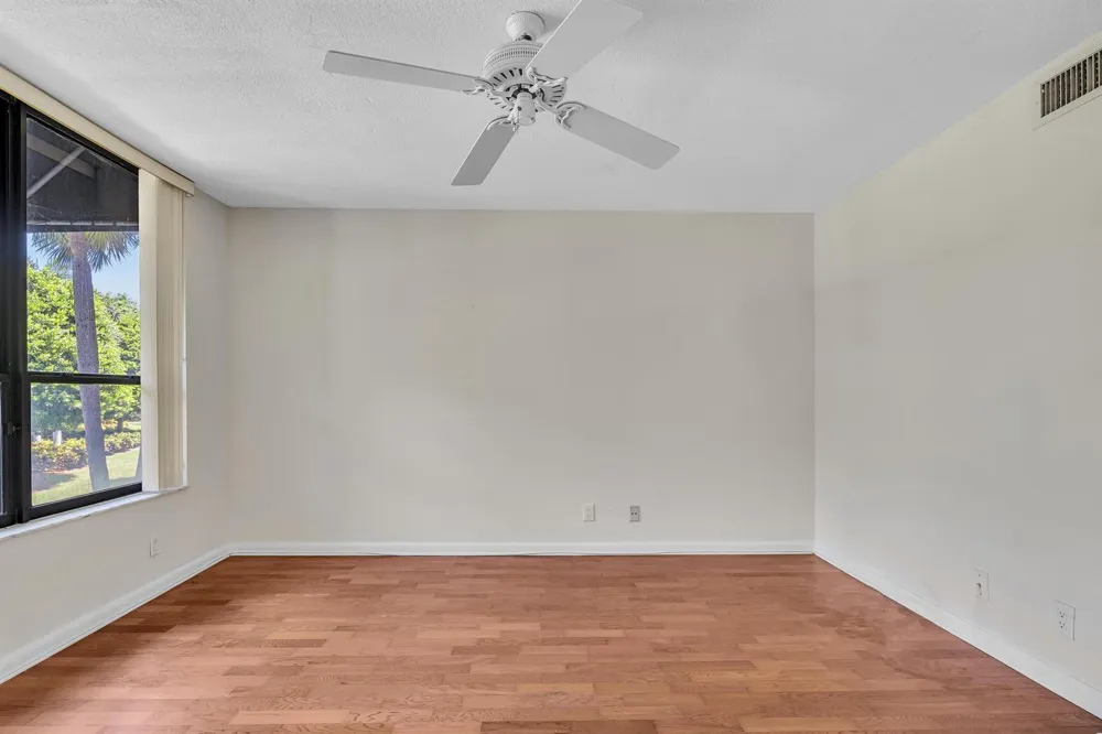 7564 REGENCY LAKE DRIVE #202 Boca Raton, FL 33433