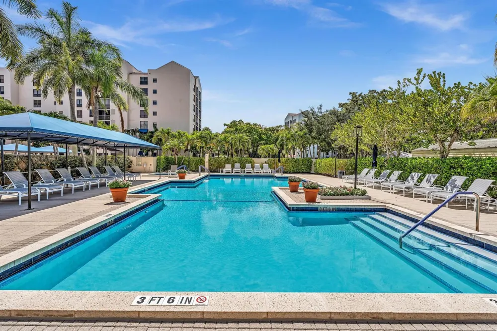 7564 REGENCY LAKE DRIVE #202 Boca Raton, FL 33433