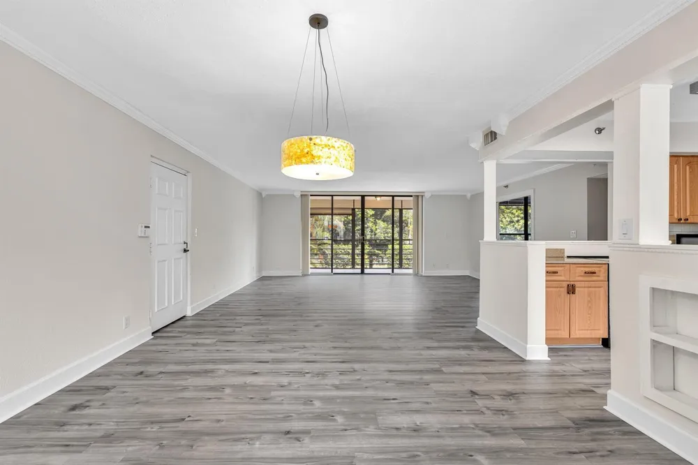 7564 REGENCY LAKE DRIVE #202 Boca Raton, FL 33433