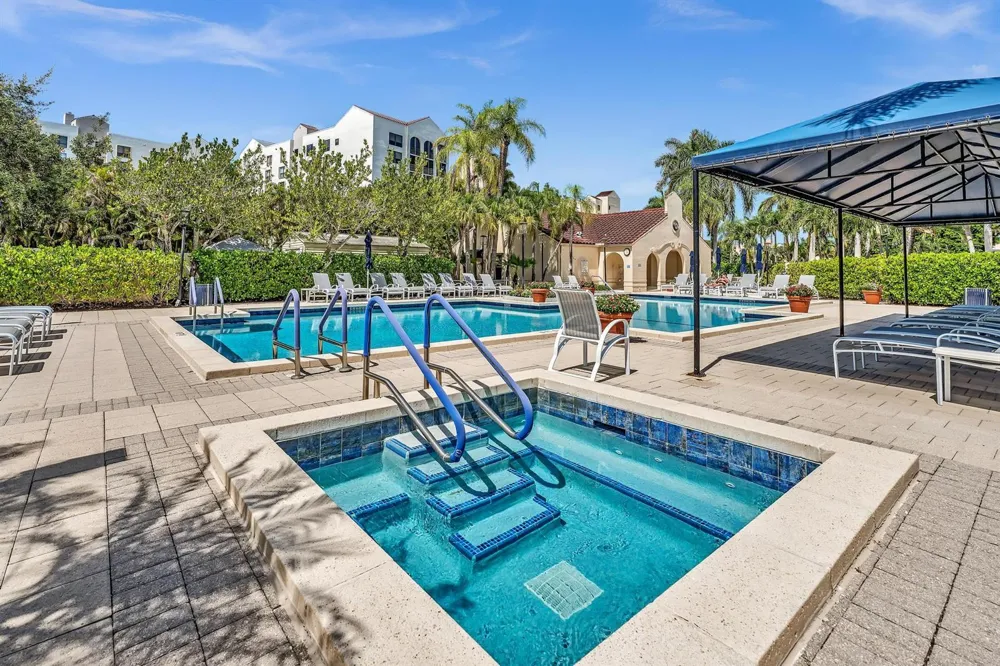 7564 REGENCY LAKE DRIVE #202 Boca Raton, FL 33433