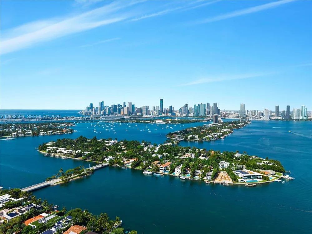 238 E San Marino Dr Miami Beach, FL 33139