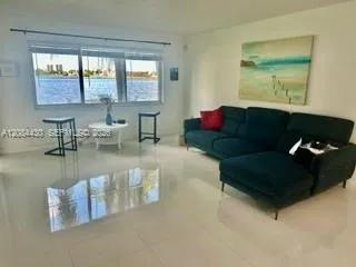 18901 NE 14th Ave #104 Miami, FL 33179