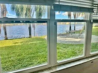 18901 NE 14th Ave #104 Miami, FL 33179