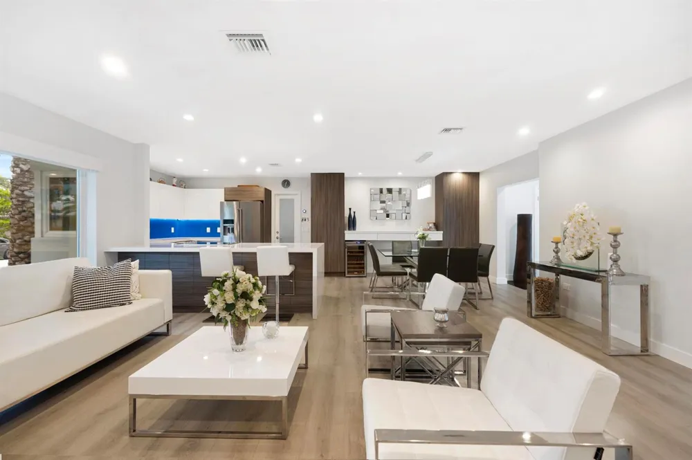 2012 NE 31ST AVENUE Fort Lauderdale, FL 33305