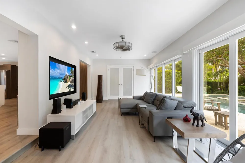 2012 NE 31ST AVENUE Fort Lauderdale, FL 33305
