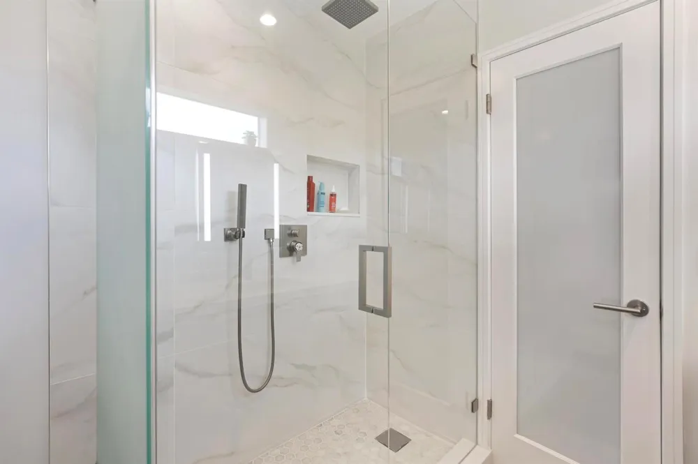2012 NE 31ST AVENUE Fort Lauderdale, FL 33305