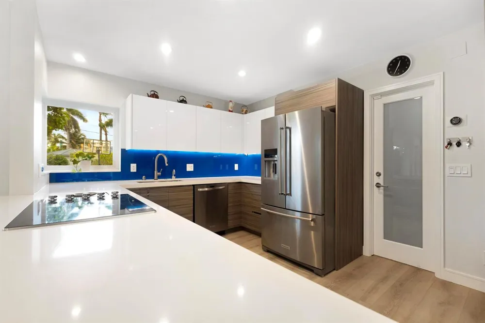 2012 NE 31ST AVENUE Fort Lauderdale, FL 33305