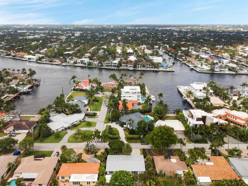 2012 NE 31ST AVENUE Fort Lauderdale, FL 33305