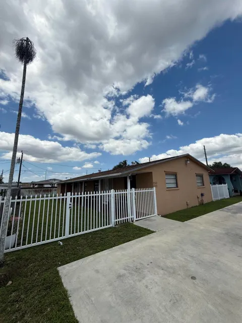 250 SW 76th Court