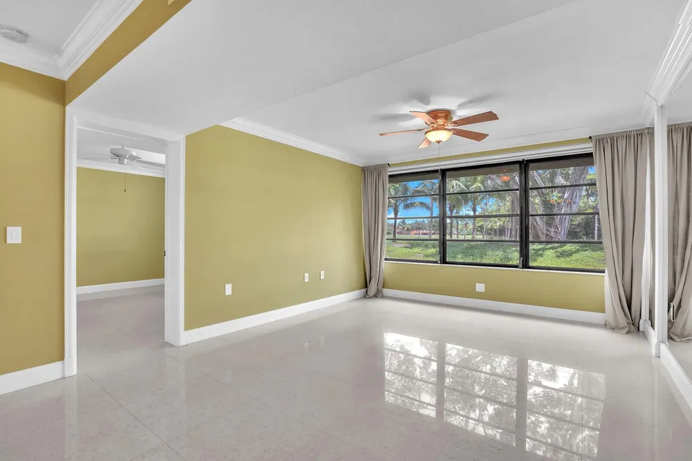 6073 BALBOA CIRCLE #105 Boca Raton, FL 33433