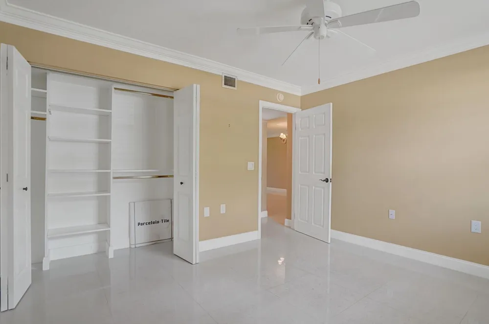 6073 BALBOA CIRCLE #105 Boca Raton, FL 33433