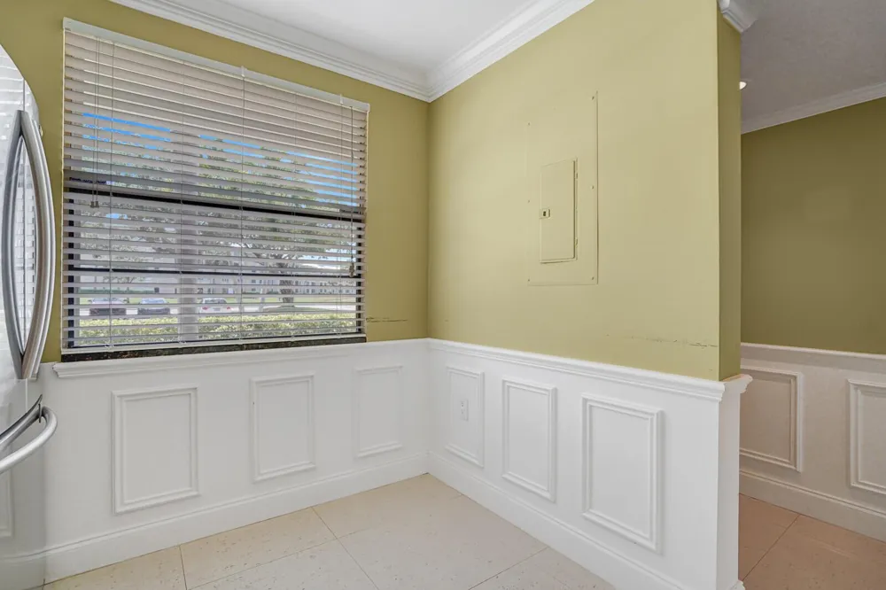6073 BALBOA CIRCLE #105 Boca Raton, FL 33433
