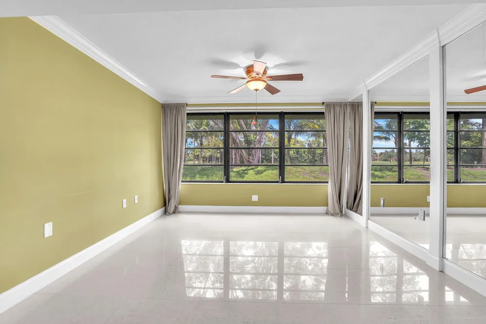 6073 BALBOA CIRCLE #105 Boca Raton, FL 33433