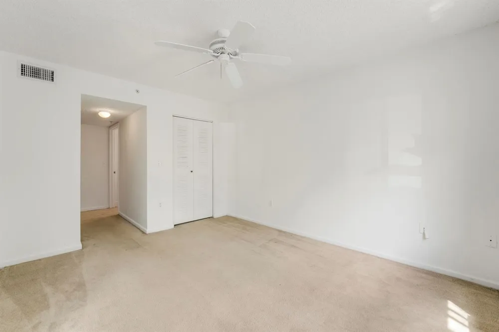 278 VILLAGE BOULEVARD #8106 Tequesta, FL 33469