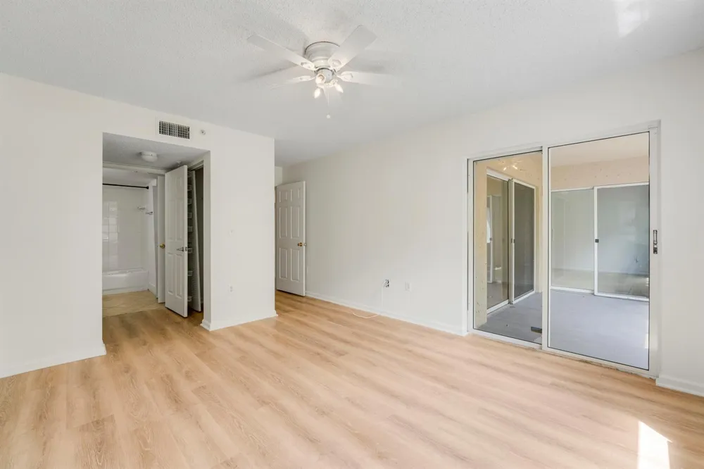 278 VILLAGE BOULEVARD #8106 Tequesta, FL 33469