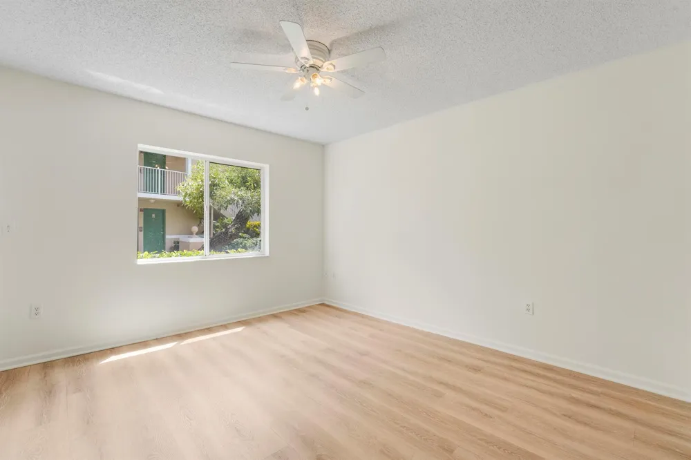 278 VILLAGE BOULEVARD #8106 Tequesta, FL 33469
