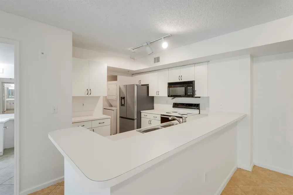278 VILLAGE BOULEVARD #8106 Tequesta, FL 33469