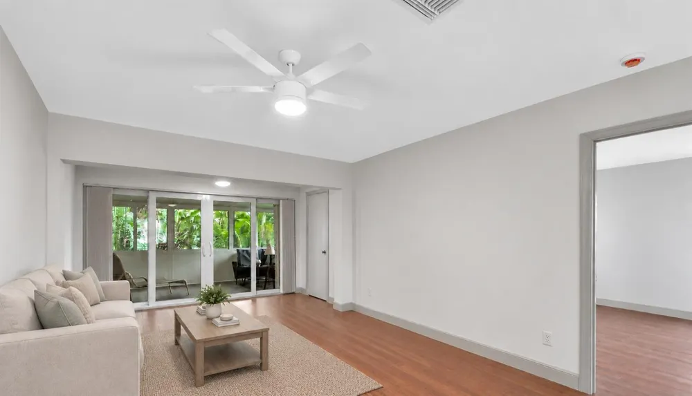 1140 MAHOGANY WAY #204 Delray Beach, FL 33445