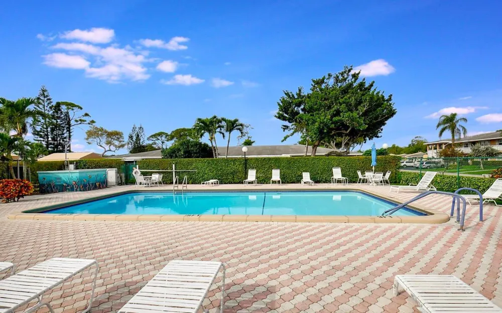 1140 MAHOGANY WAY #204 Delray Beach, FL 33445