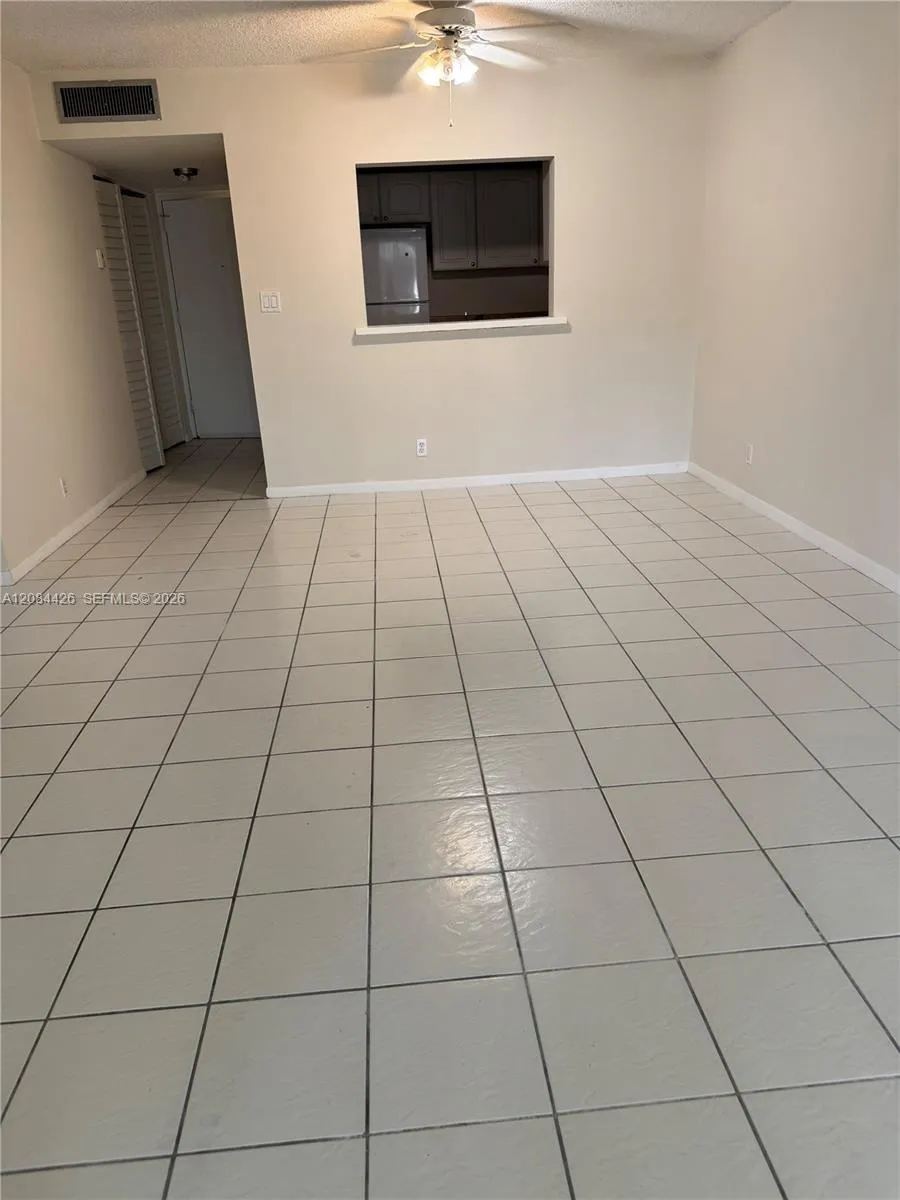4153 NW 90th Ave #206 Coral Springs, FL 33065