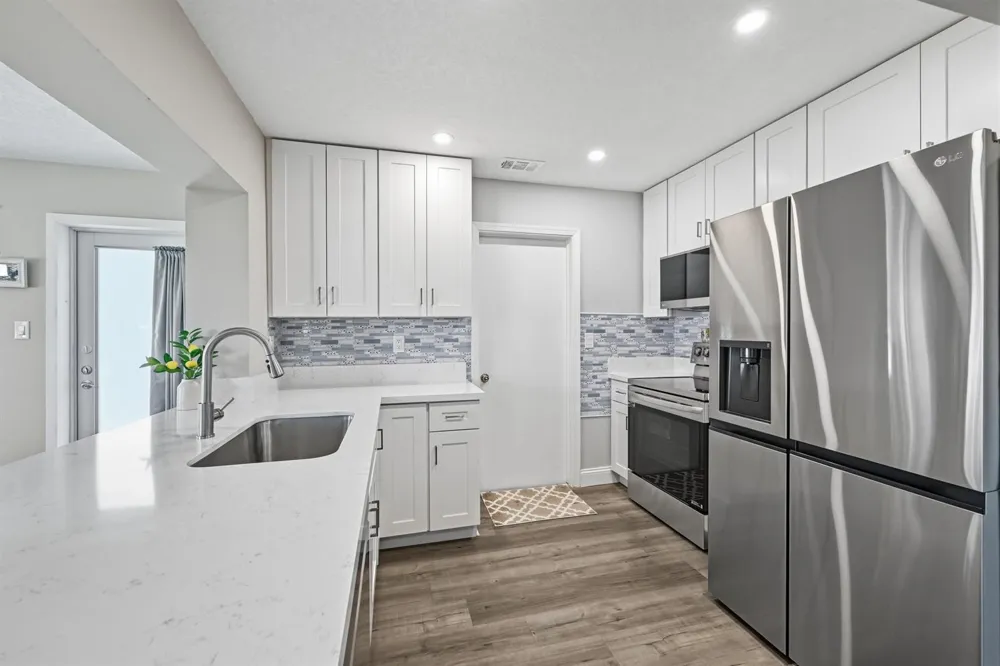 5711 NW 84th Terrace Tamarac, FL 33321