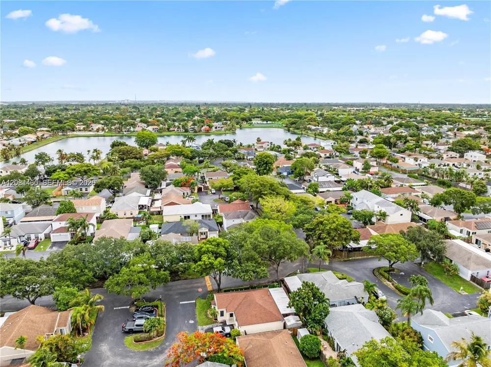 22316 SW 99th Ave Cutler Bay, FL 33190