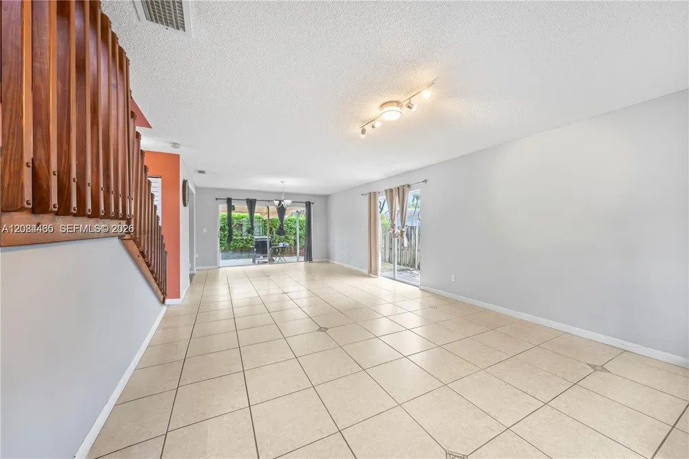 22316 SW 99th Ave Cutler Bay, FL 33190