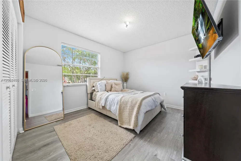 22316 SW 99th Ave Cutler Bay, FL 33190