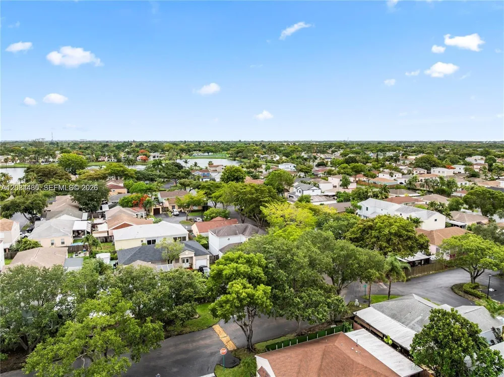 22316 SW 99th Ave Cutler Bay, FL 33190