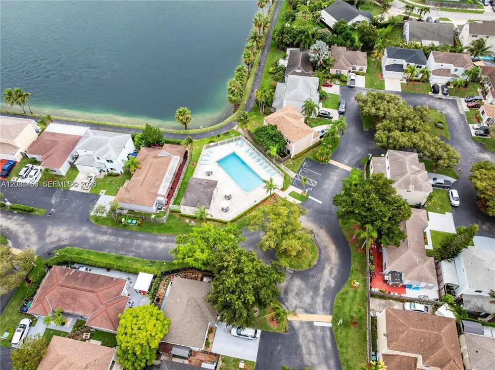 22316 SW 99th Ave Cutler Bay, FL 33190