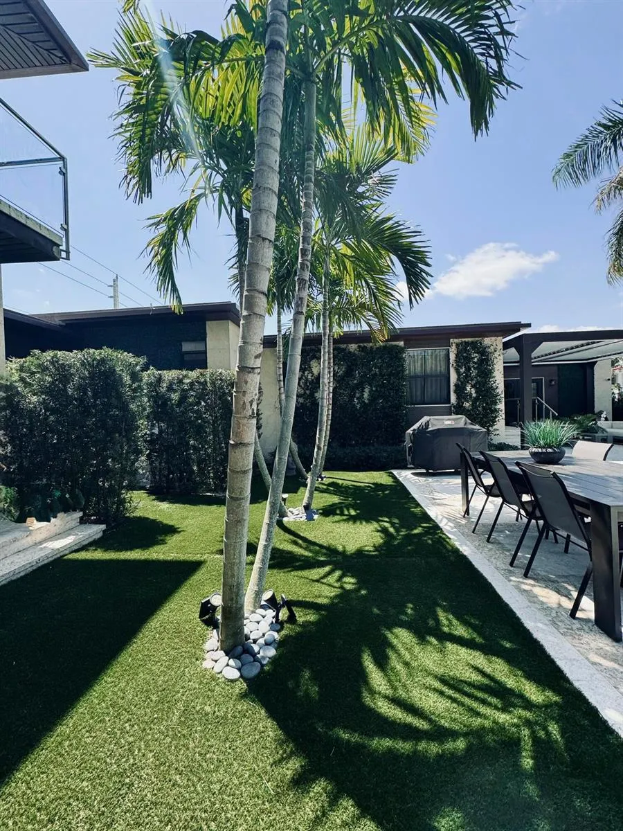 301 PALMETTO STREET West Palm Beach, FL 33405