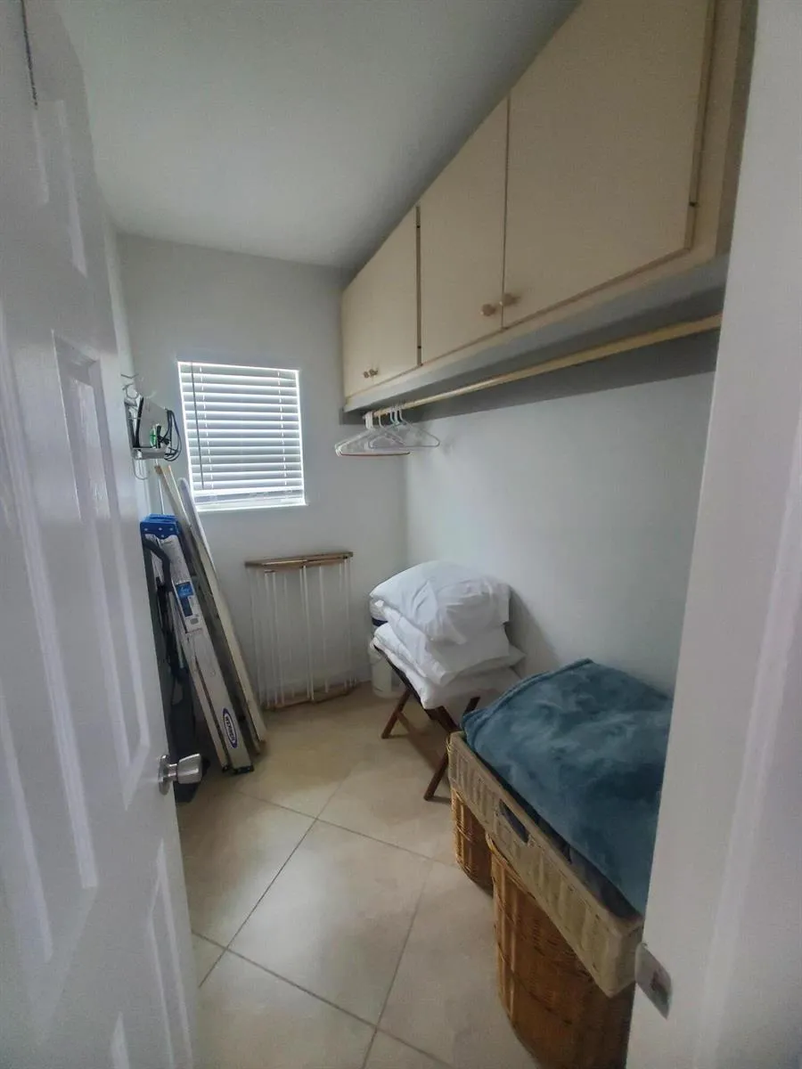 1225 Hillsboro Mile #T1 Hillsboro Beach, FL 33062