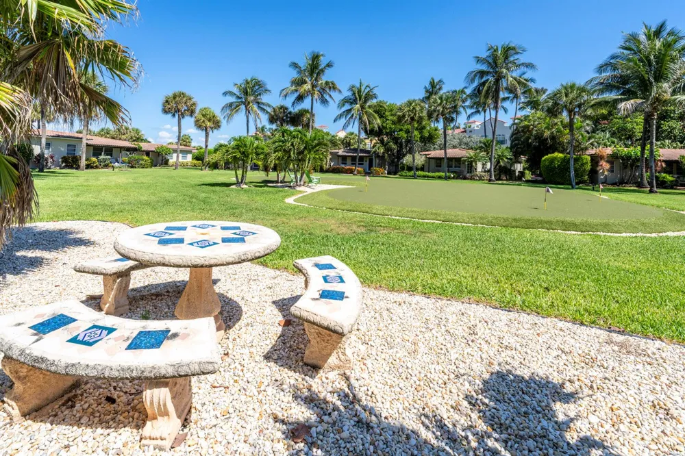 1225 Hillsboro Mile #T1 Hillsboro Beach, FL 33062