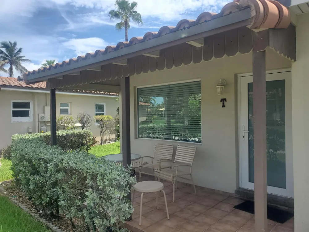 1225 Hillsboro Mile #T1 Hillsboro Beach, FL 33062