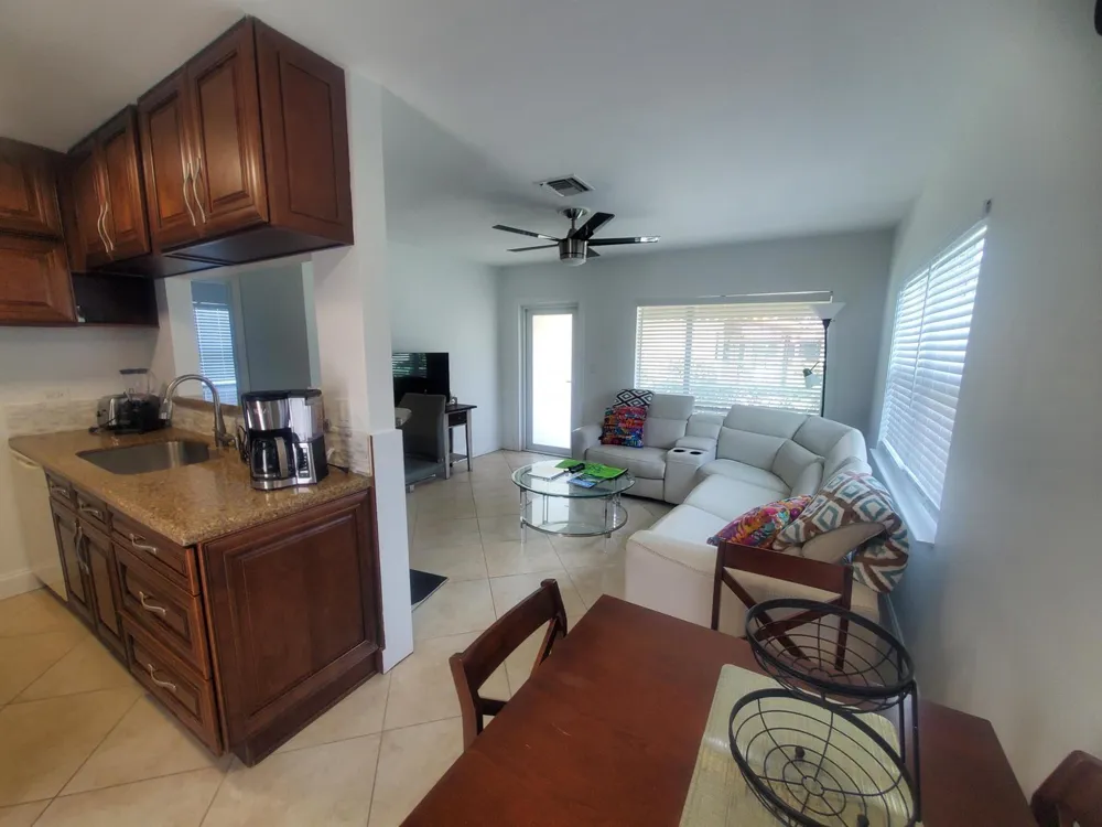 1225 Hillsboro Mile #T1 Hillsboro Beach, FL 33062