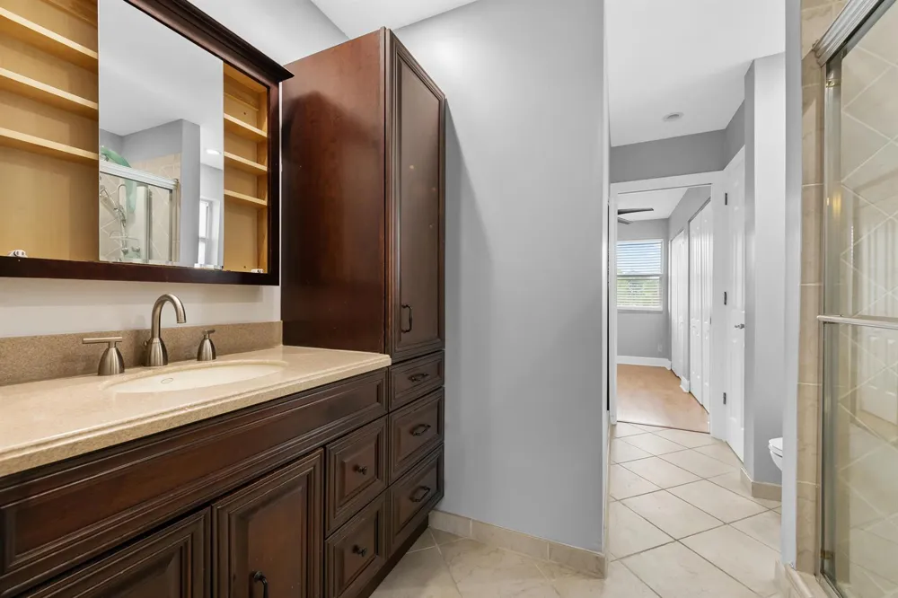 1843 NE 15TH AVENUE Fort Lauderdale, FL 33305