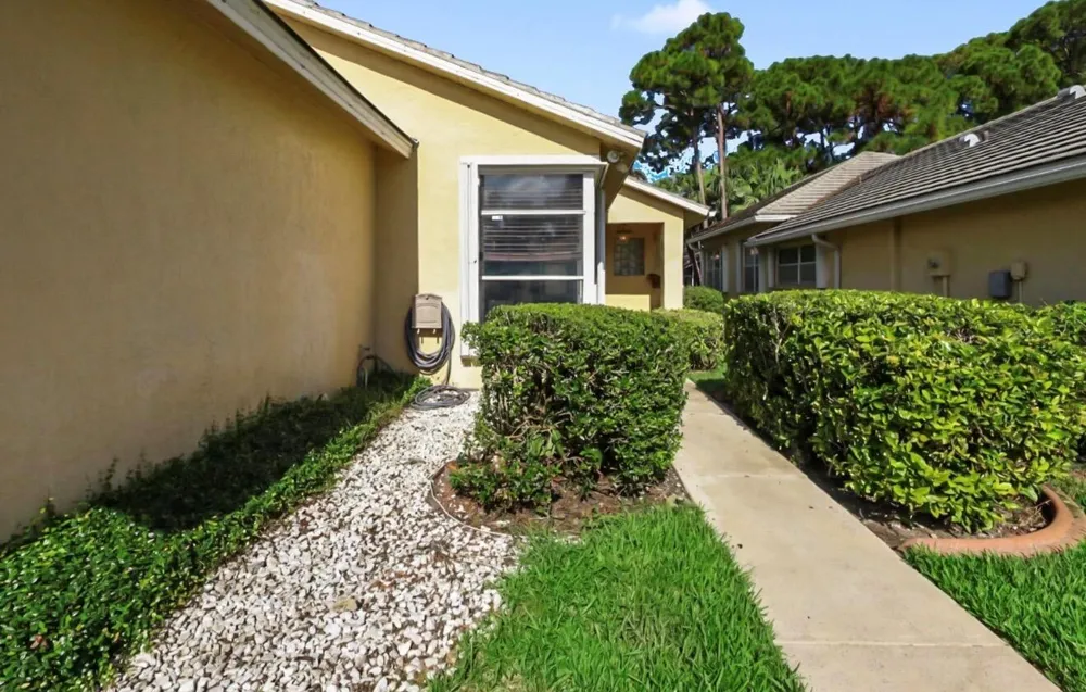 172 HARBOR LAKE CIRCLE 