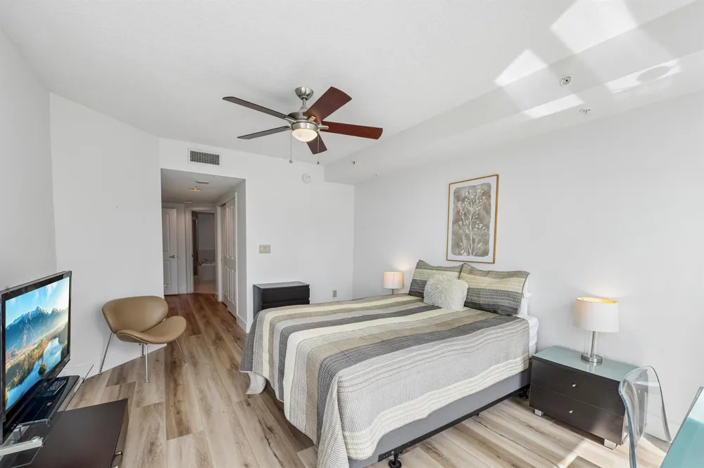 401 SW 4TH AVENUE #1003 Fort Lauderdale, FL 33315